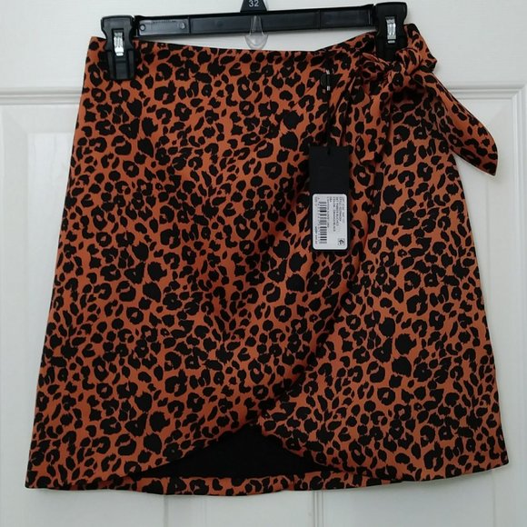 Gianni Bini Animal Print Wrap Skirt Size 2 - Picture 11 of 13